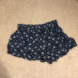 Flowey shorts